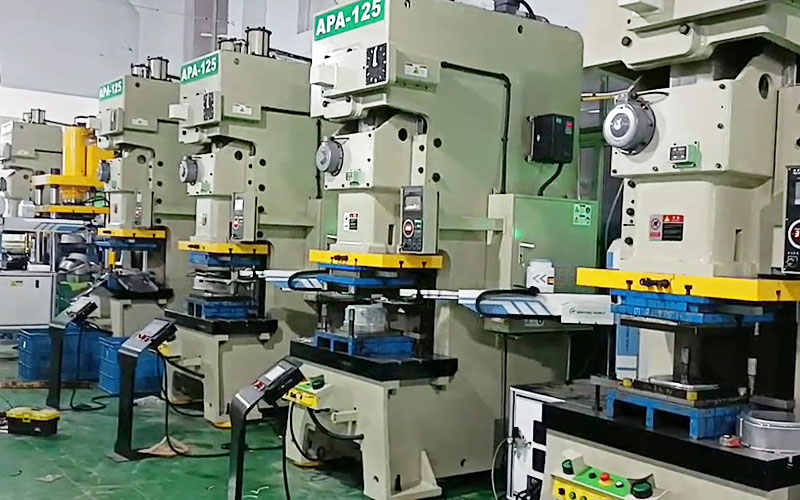 智能鈑金全自動(dòng)沖壓生產(chǎn)線系統(tǒng)適用于哪些行業(yè)？