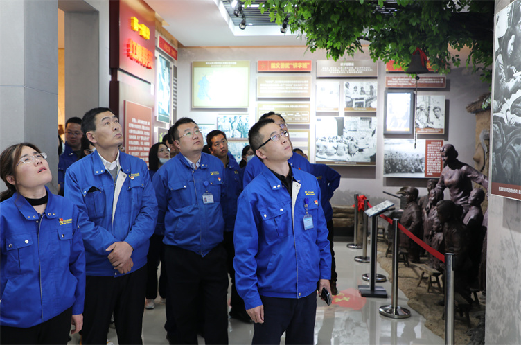 參觀紅嫂文化博物館 牢記紅嫂精神薪火傳 ——管理、銷售支部開展黨史學(xué)習(xí)教育主題黨日活動(dòng)