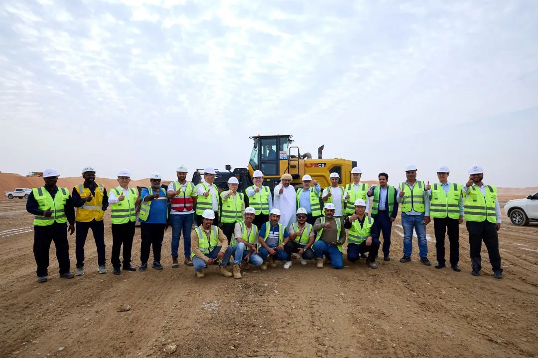 滿慎剛到阿聯(lián)酋調(diào)研：發(fā)揮迪拜橋頭堡作用、加速中東當(dāng)?shù)鼗季? class=